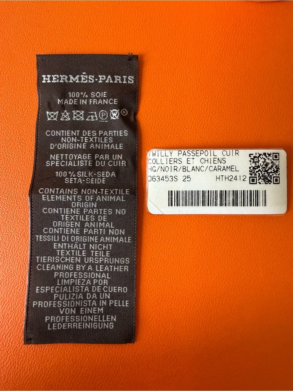 Hermès Colliers et Chiens Forever Twilly Scarf - Noir/Blanc/Caramel